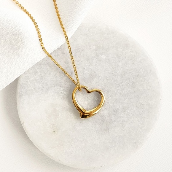 Hollow Heart Necklace | Gold Plated Stainless Steel - Picture 2 of 5